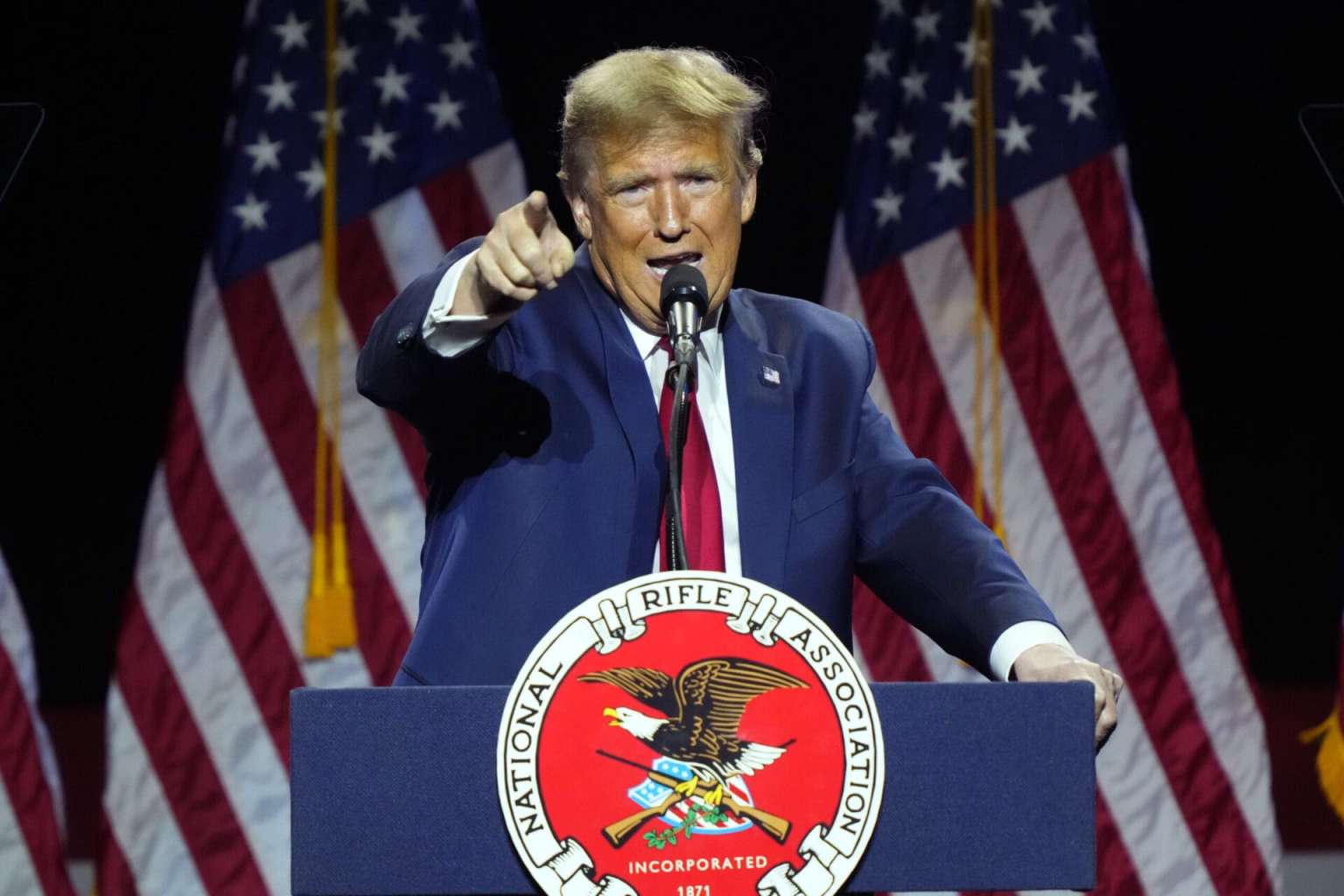 Trump Nixes HHS Anti-Gun Report by Murthy