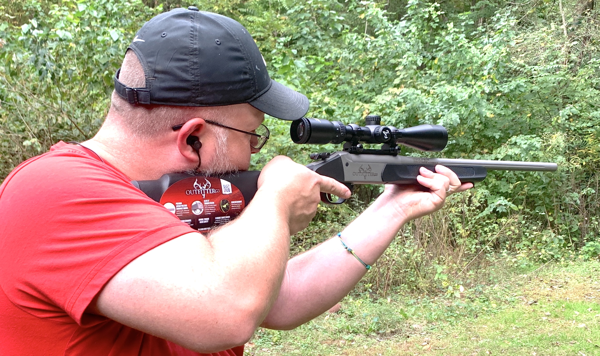 Traditions-Outfitter-G3-shooting2 Traditions-Outfitter-G3-shooting2